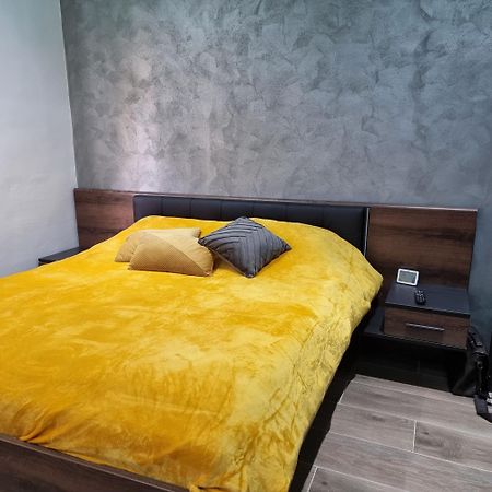 Luqa Premium Rooms 外观 照片